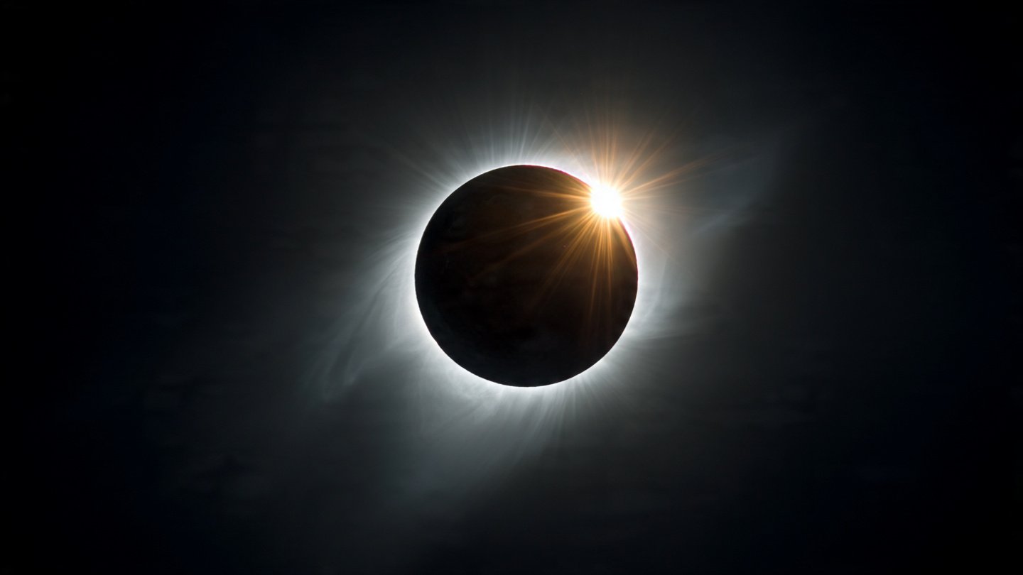 Eclipse of the Century: The Exact Date, Nearly Six Minutes of Total Darkness, and the Best Places to Witness This Rare Phenomenon