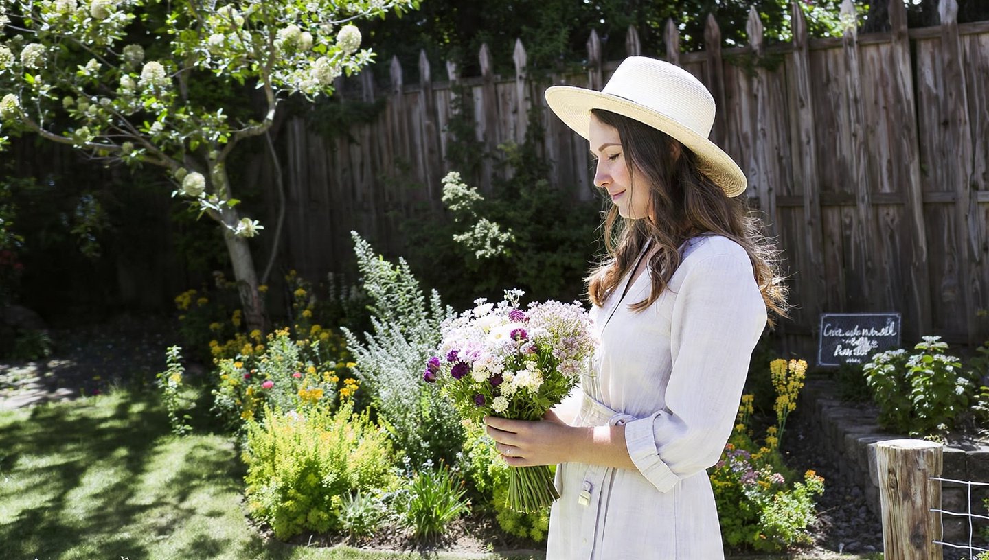 Paige Drummond Shares the Simple Spot Where She’s Been Finding the ‘Best’ Flowers